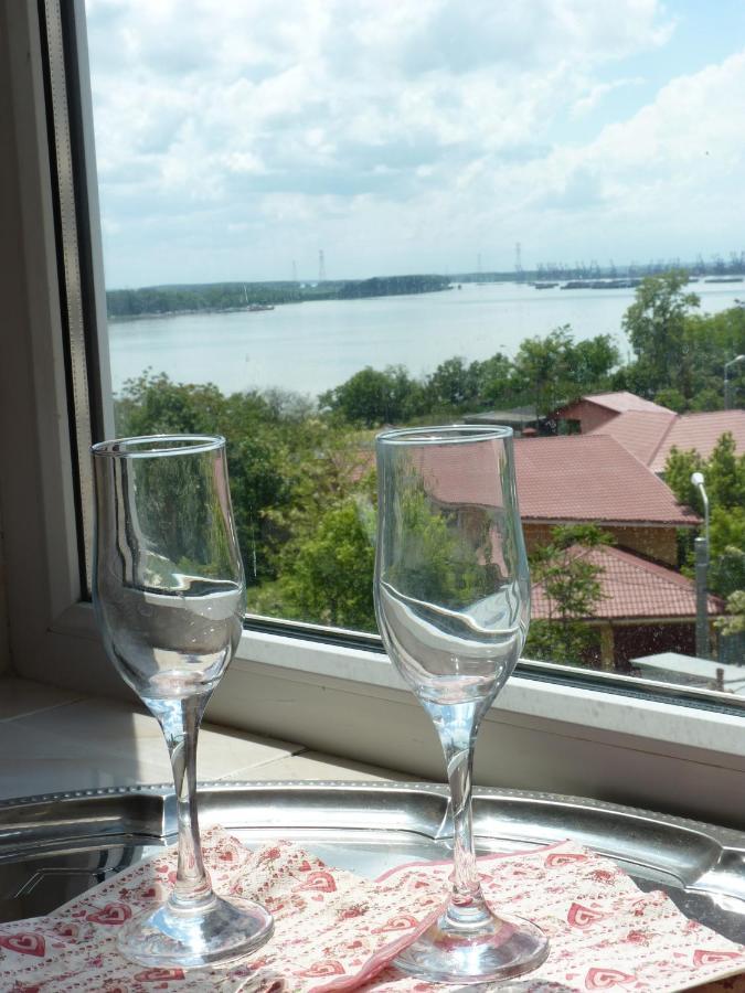 5 Apartshotel Faleza Galati Buitenkant foto