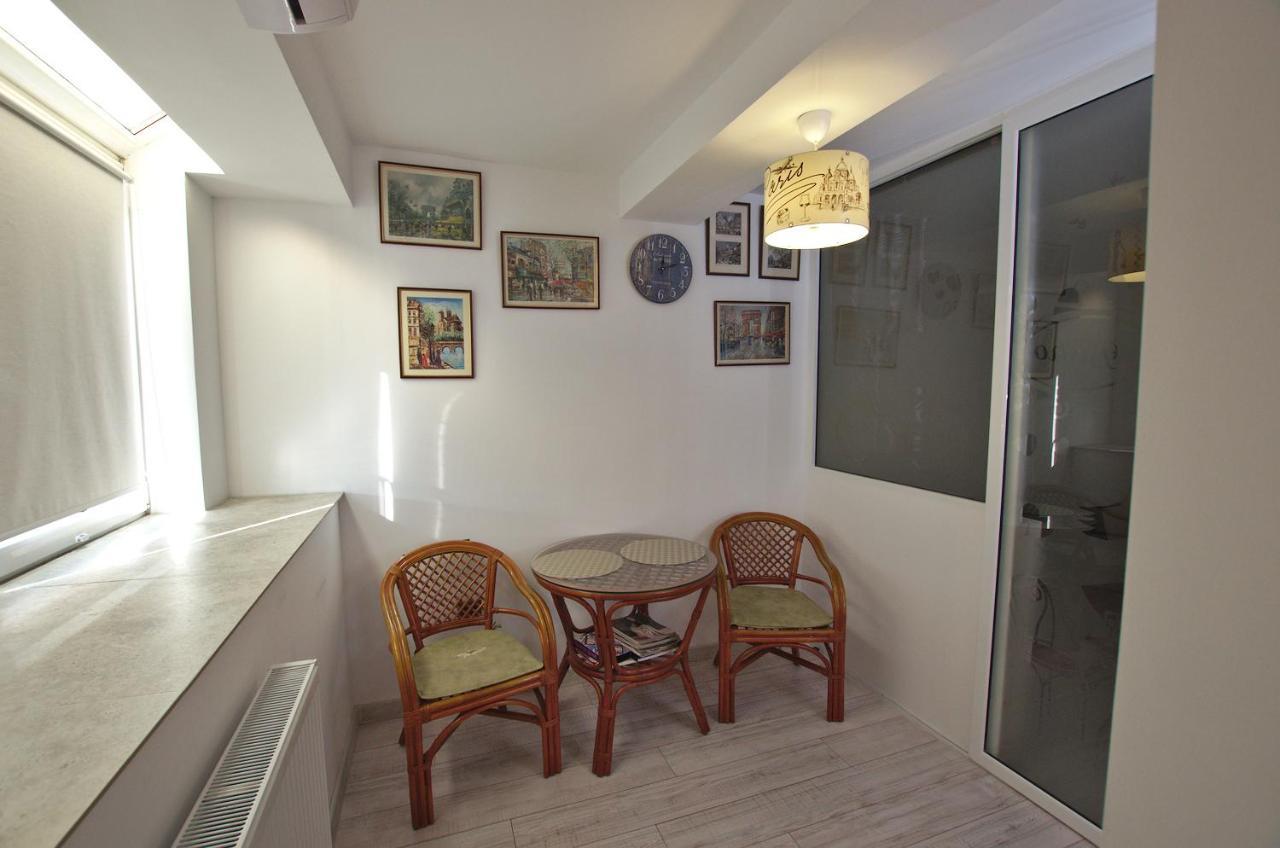 5 Apartshotel Faleza Galati Buitenkant foto