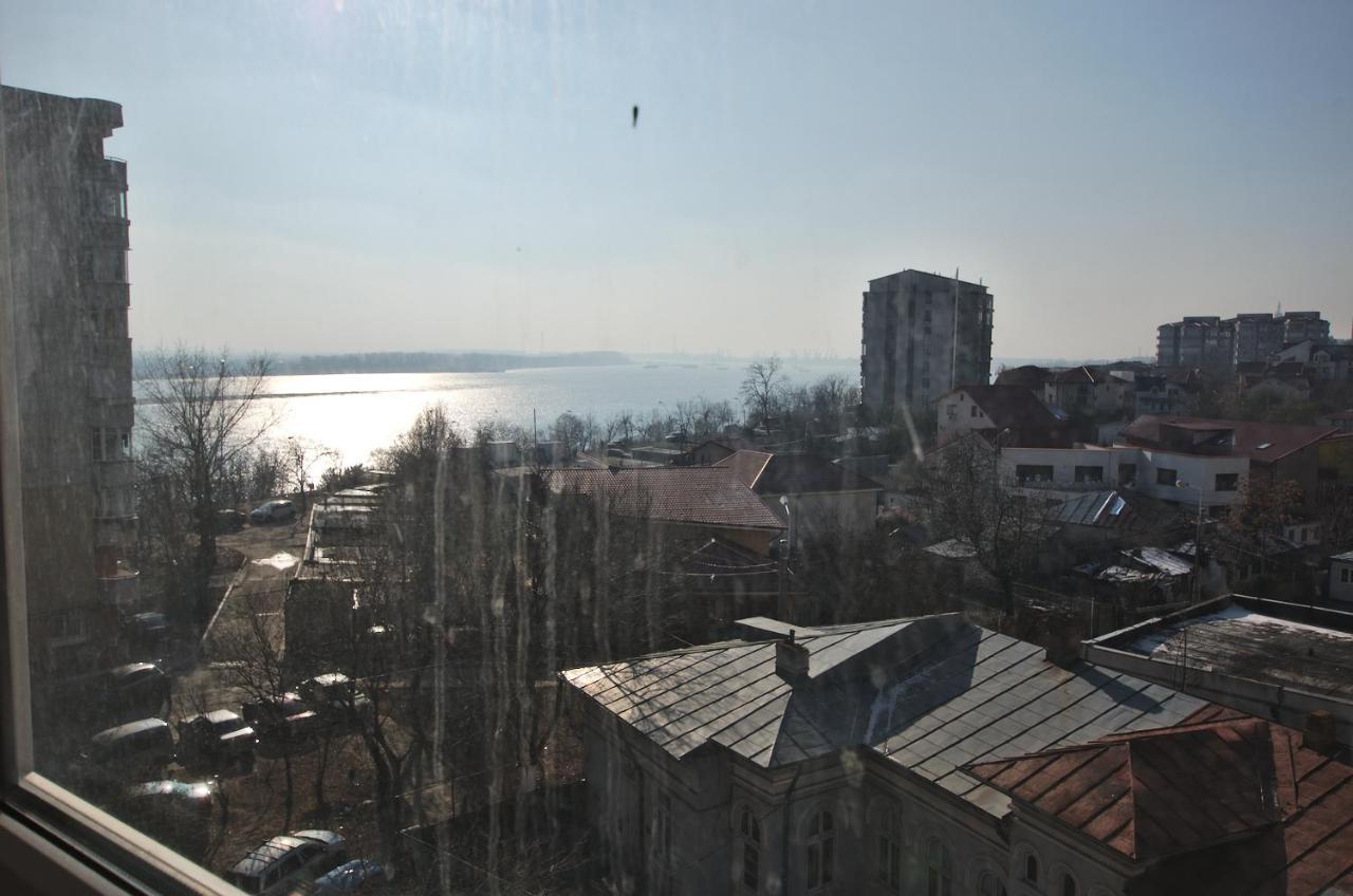 5 Apartshotel Faleza Galati Buitenkant foto