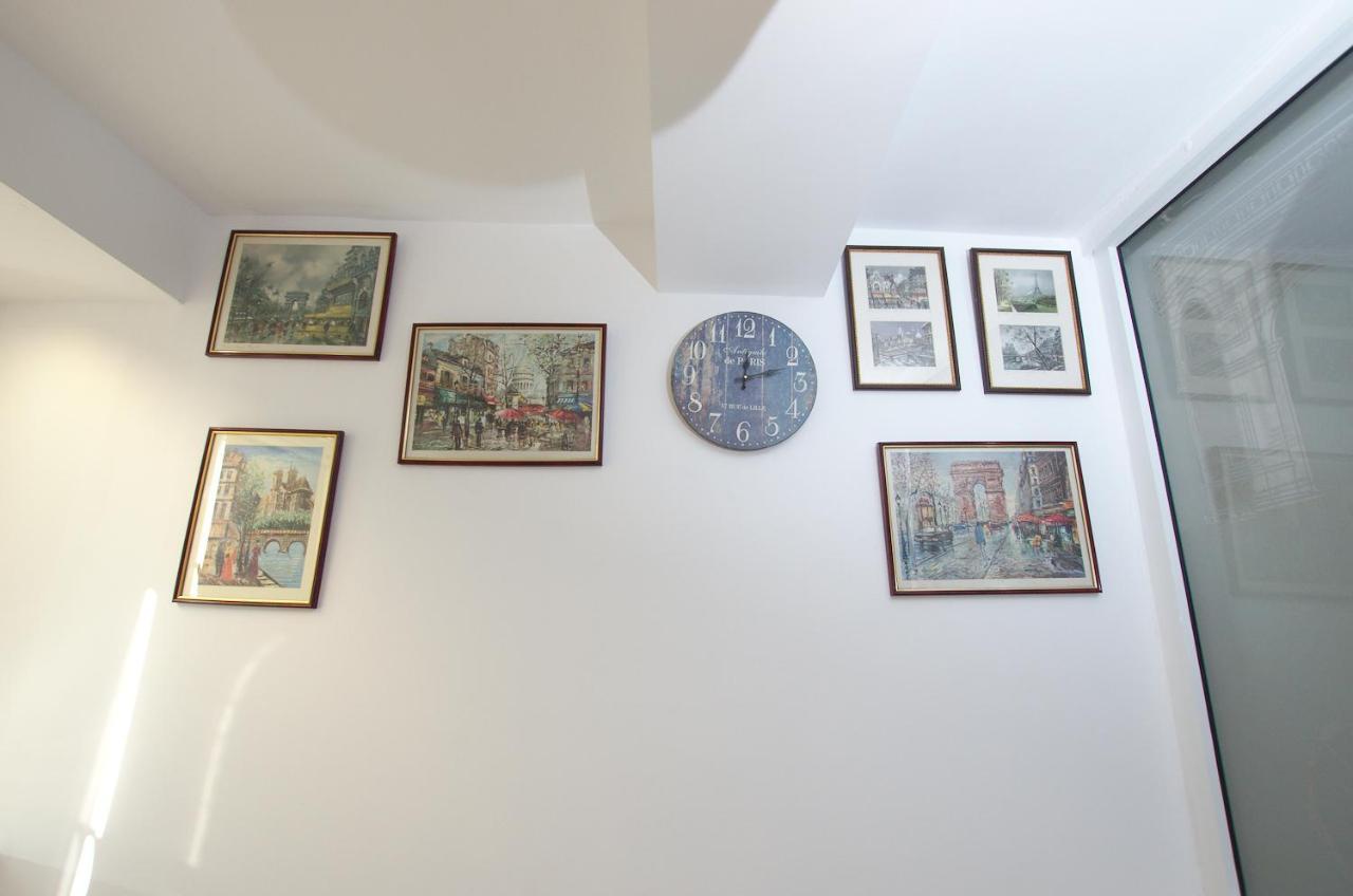 5 Apartshotel Faleza Galati Buitenkant foto
