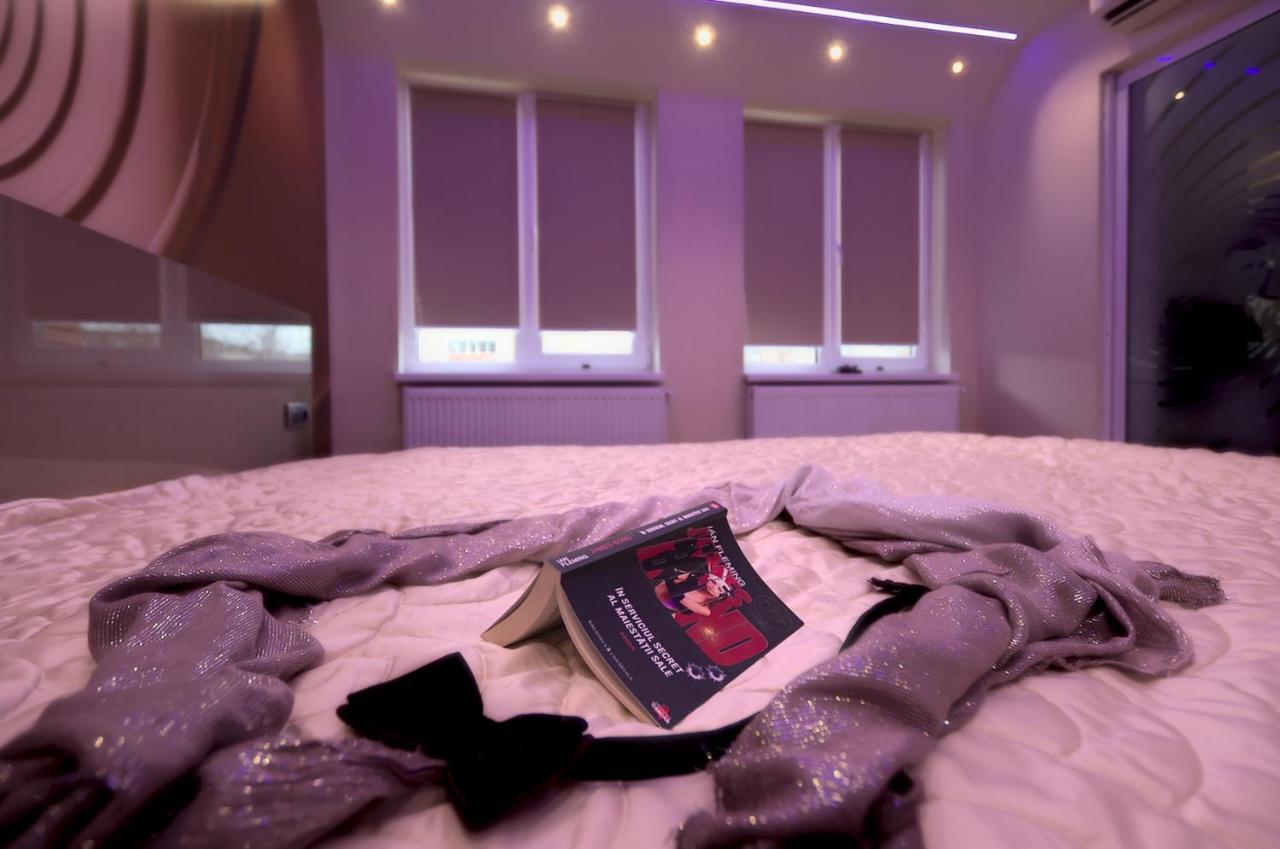 5 Apartshotel Faleza Galati Buitenkant foto