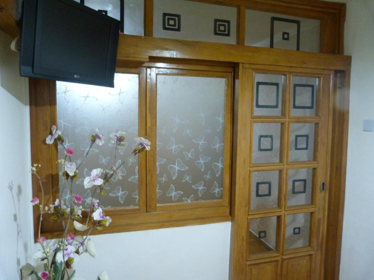 5 Apartshotel Faleza Galati Buitenkant foto
