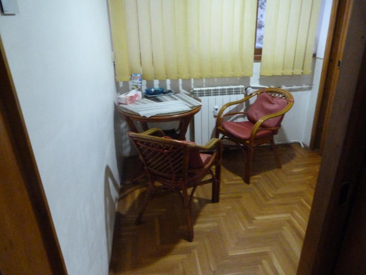 5 Apartshotel Faleza Galati Buitenkant foto